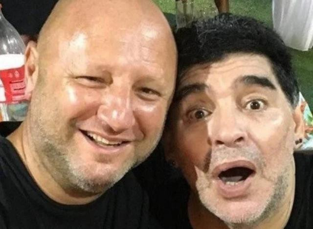 Mariano Israelit y Diego Maradona. Foto: NA.