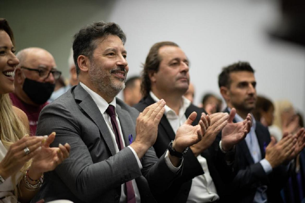 Gustavo Menéndez en la apertura de las sesiones ordinarias en Merlo 2022.