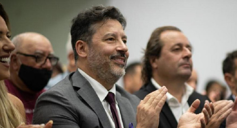Gustavo Menéndez en la apertura de las sesiones ordinarias en Merlo 2022.