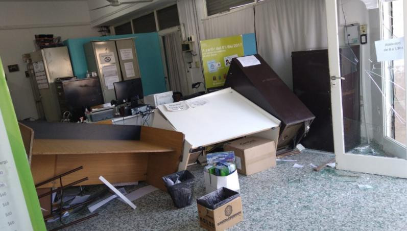 Destrozos en una oficina municipal, foto NA