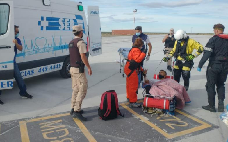 Operación de rescate debió realizarse en alta mar, foto NA