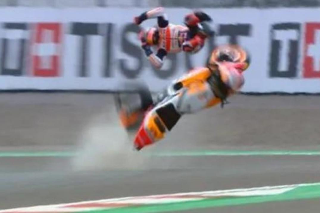 Brutal accidente de Marc Márquez en el Gran Premio de Indonesia de MotoGP