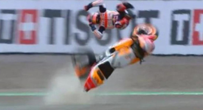 Brutal accidente de Marc Márquez en el Gran Premio de Indonesia de MotoGP