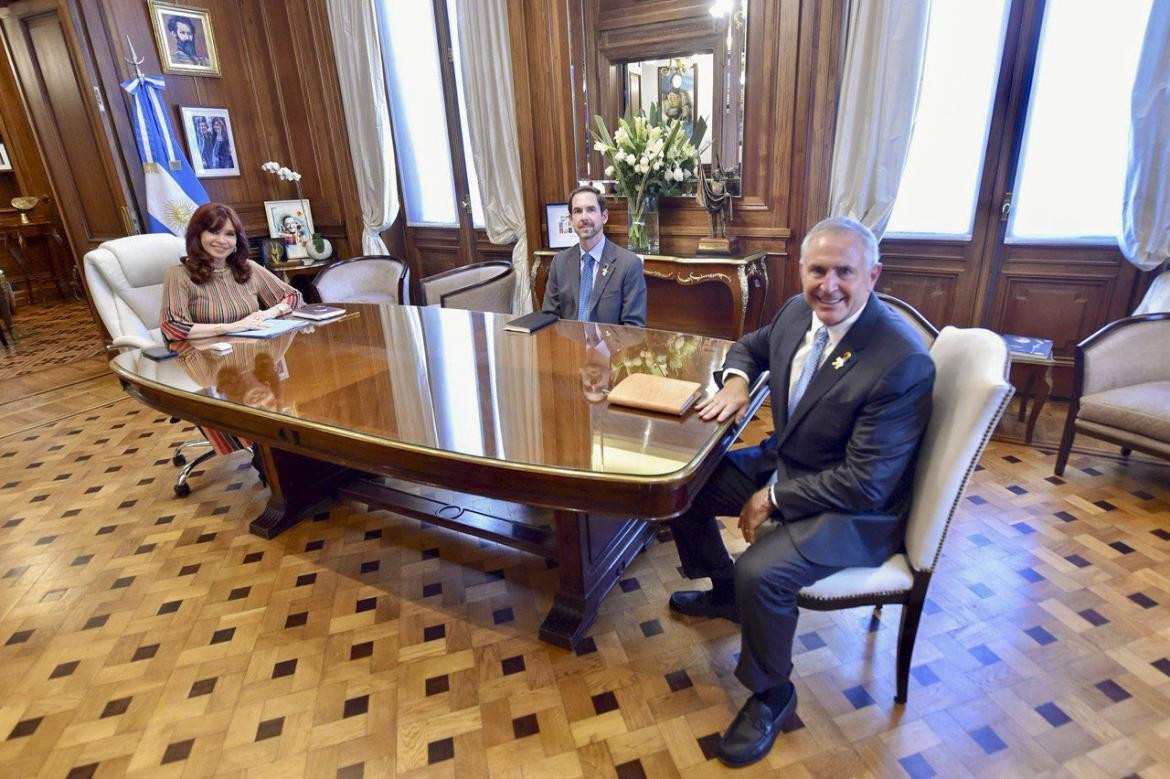Cristina Kirchner recibió esta tarde en su despacho del Senado al embajador de EEUU, Marc Stanley. Foto NA