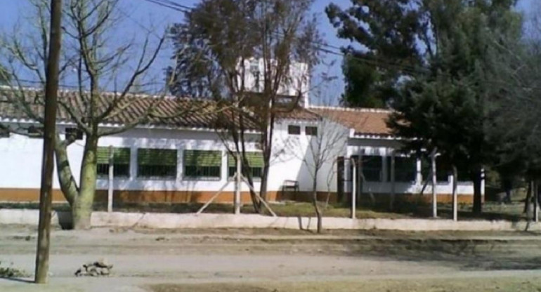 Conmoción en Salta: denuncian que un joven fue violado por seis compañeros en el colegio
