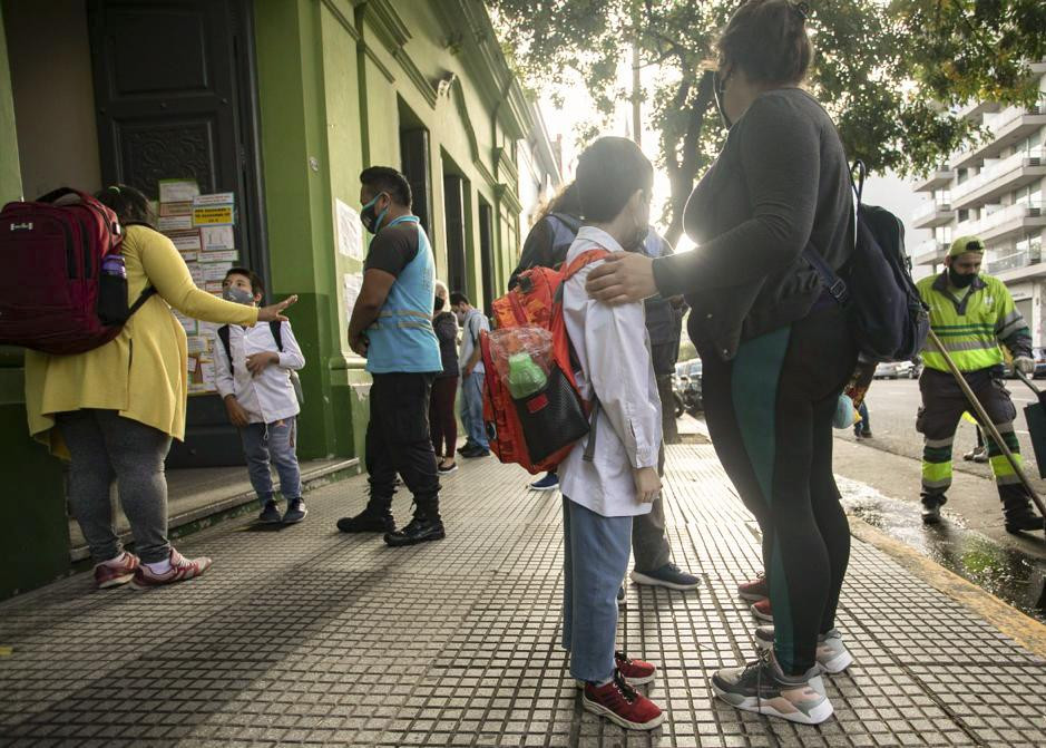 Clases presenciales en pandemia, Agencia NA