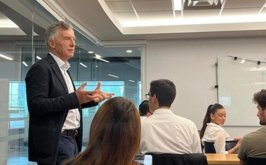 Mauricio Macri, AGENCIA NA