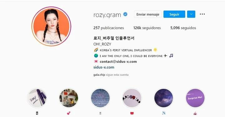 Rozy, la influencer humanoide, Foto @rozy.gram