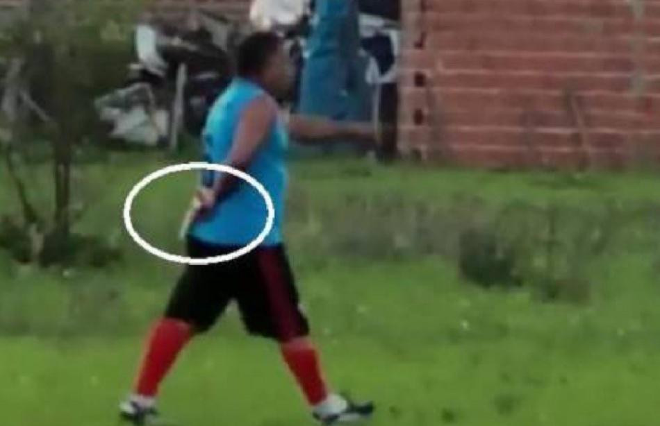 Corrientes: un policía perdió un partido de fútbol, sacó su arma y le disparó al equipo rival