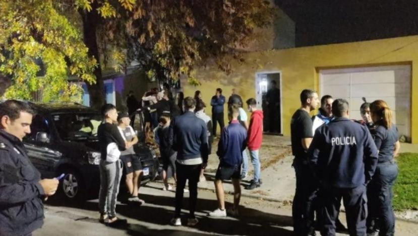 Fiesta y muerte en Lomas de Zamora, NA