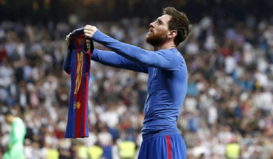 La increíble suma que pagó un coleccionista por una camiseta de Lionel Messi. Foto: NA.
