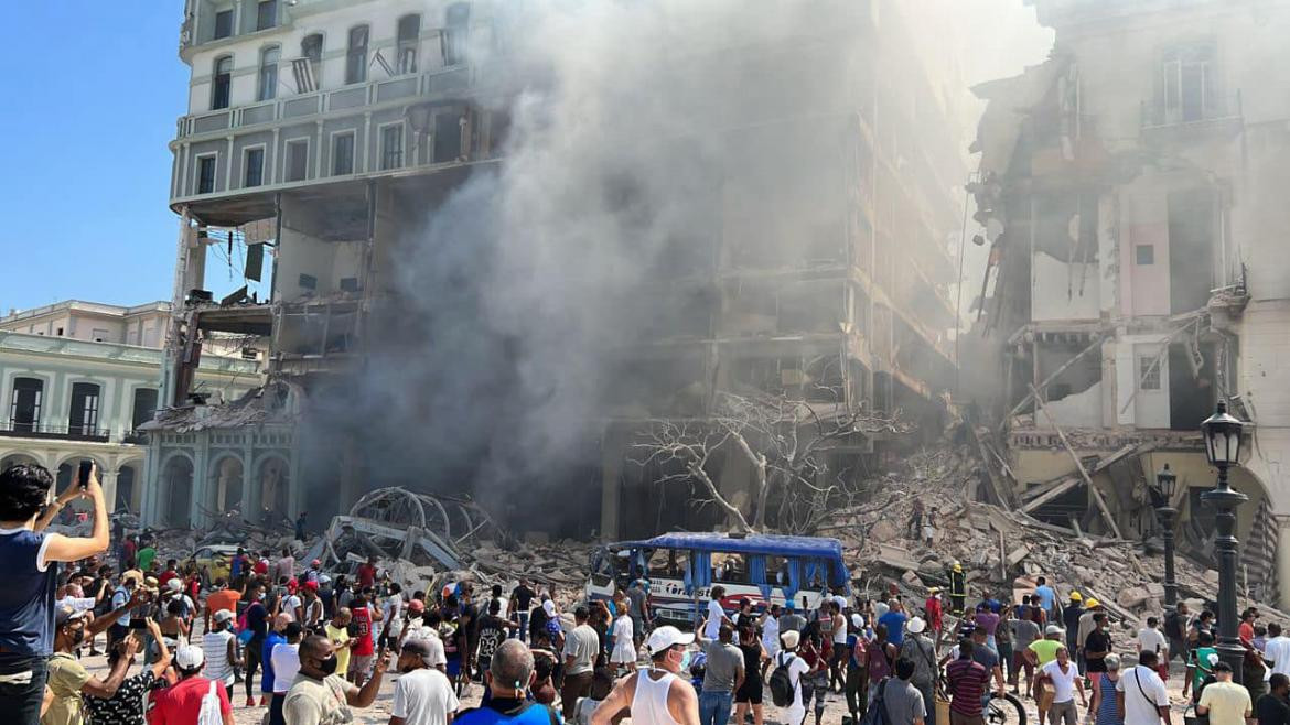 Explosión en el hotel Saratoga de La Habana. Foto: NA.