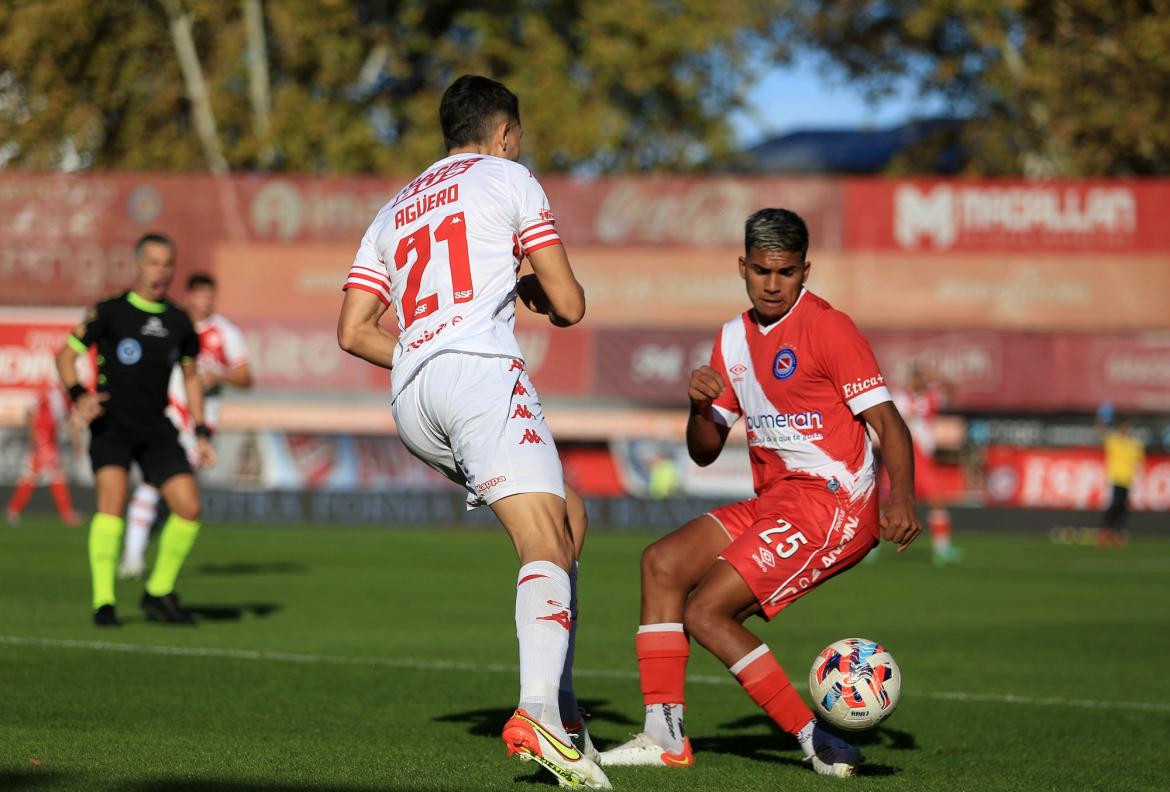 Argentinos Juniors vs. Unión, fútbol argentino, NA