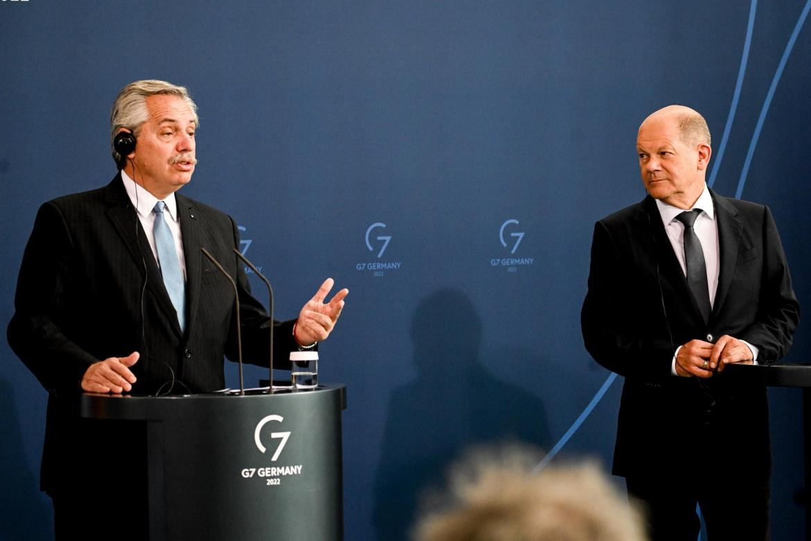 Alberto Fernández y Olaf Scholz, gira europea. Foto: EFE.