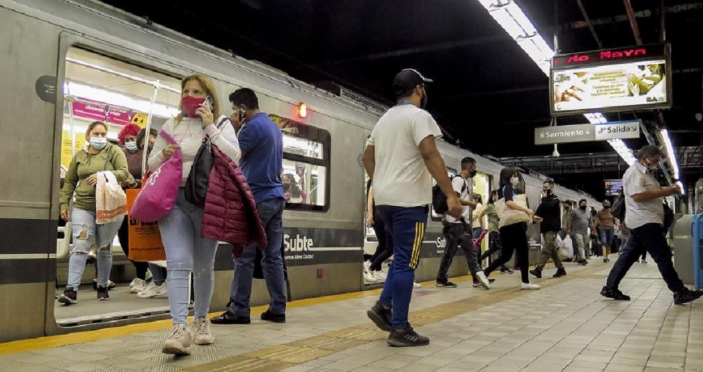 Subtes, subterráneo, pasajeros, NA