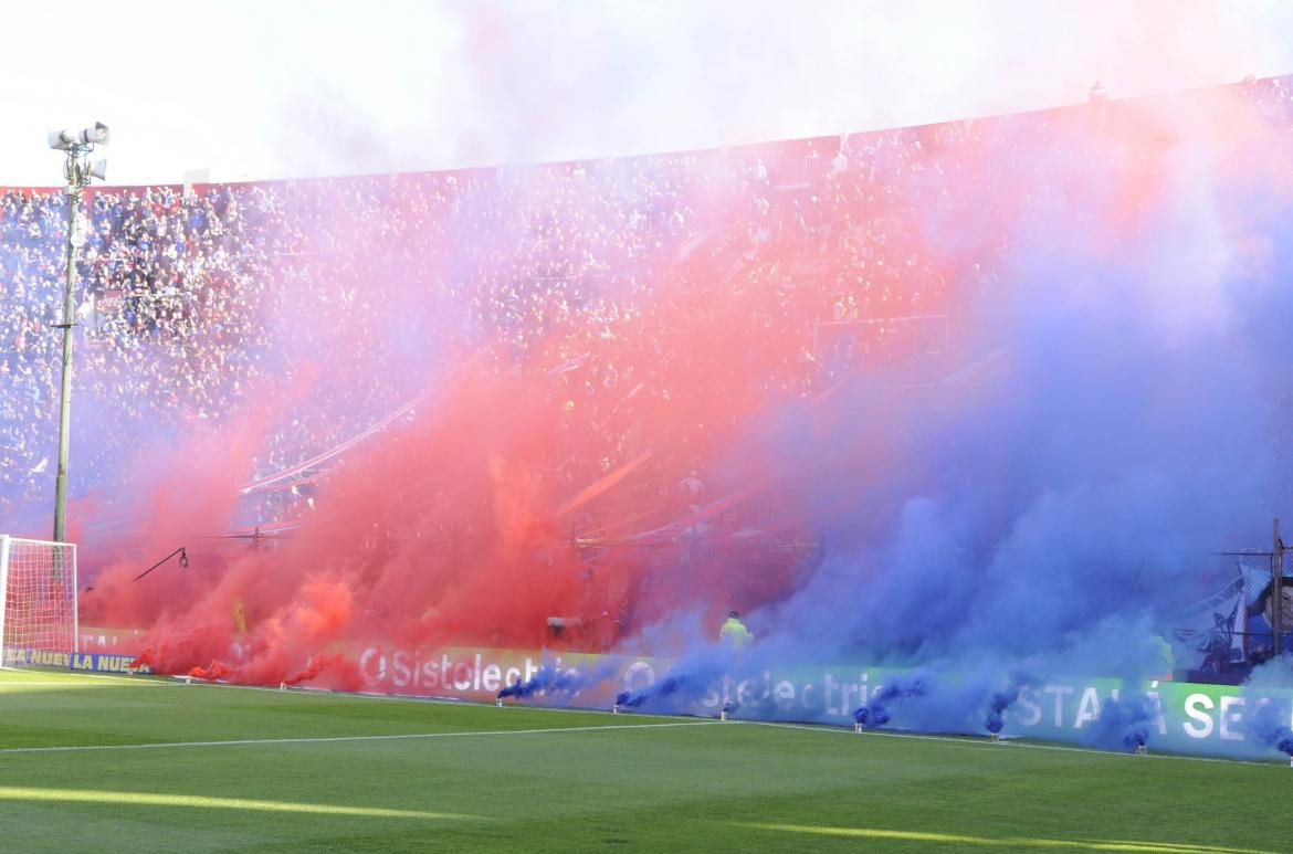 Hinchada de Tigre.