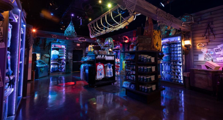 Tienda en Universal en homenaje a Tiburon, ET y Volver al Futuro. Foto: Prensa.