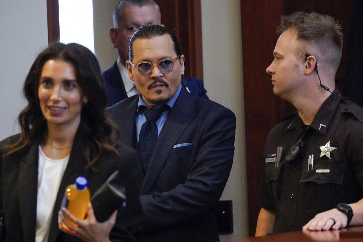 Johnny Depp en el juicio contra Amber Heard. Foto: AFP