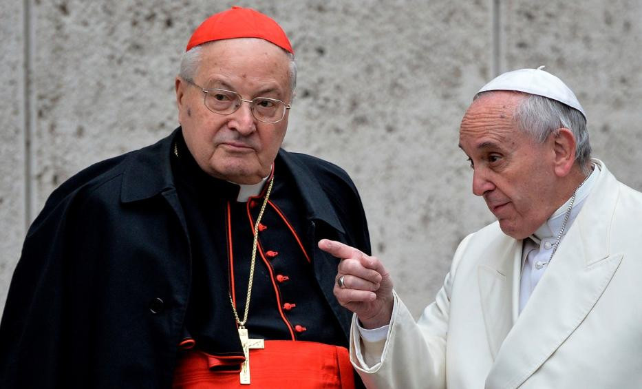 Angelo Sodano y el Papa Francisco. Foto: AFP.