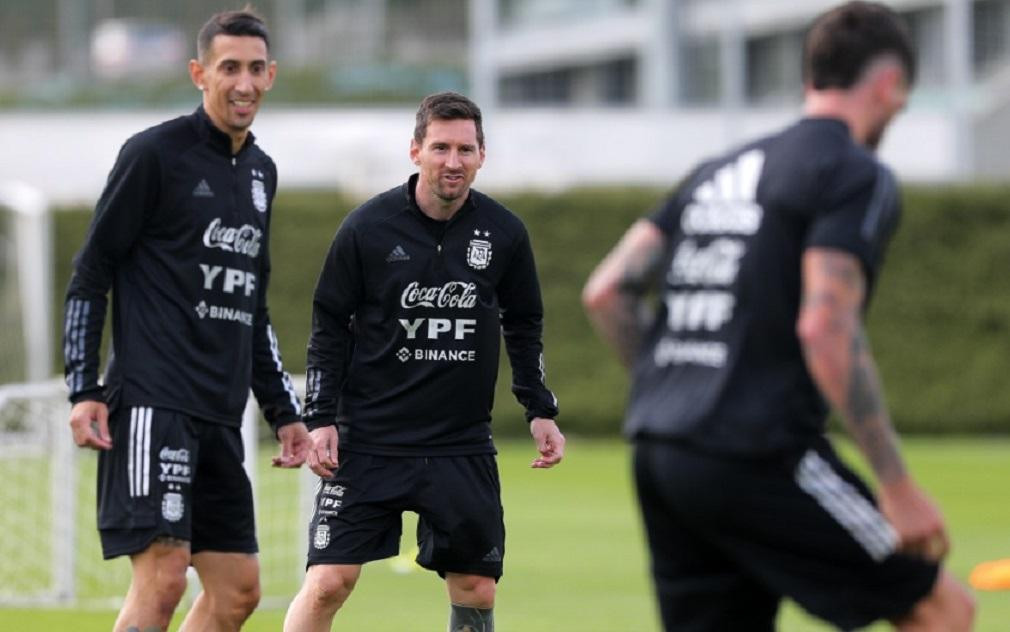 Di María y Messi, entrenamiento de Selección argentina de fútbol, NA