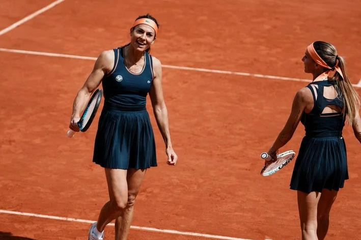 Gabriela Sabatini y Gisela Dulko, tenis. Foto: EFE.