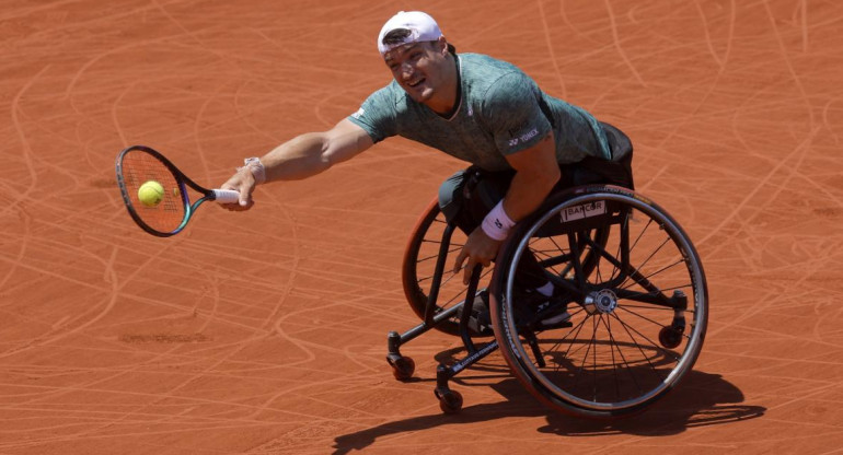 Gustavo Fernández en Roland Garros. Foto: REUTERS.