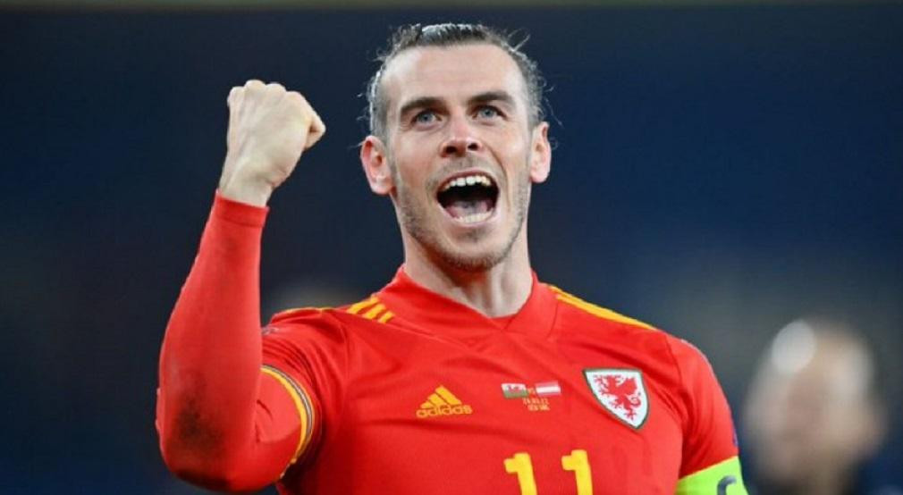 Festejo de  Gareth Bale, Selección de Gales, NA