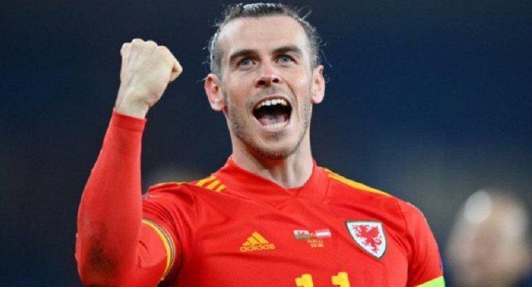 Festejo de  Gareth Bale, Selección de Gales, NA