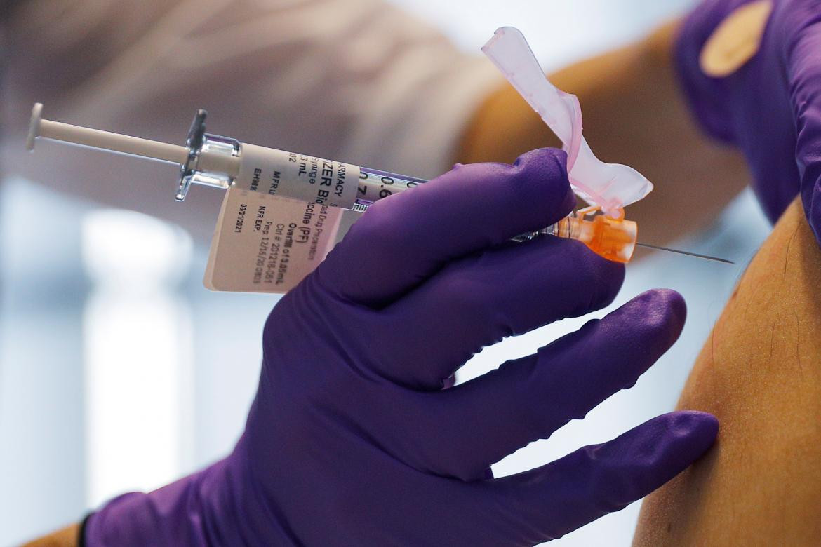 Vacunas, coronavirus. Foto: Reuters.
