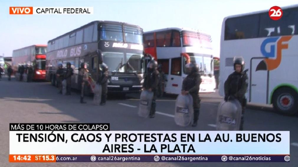 Protesta de Micros en Autopista, Canal 26