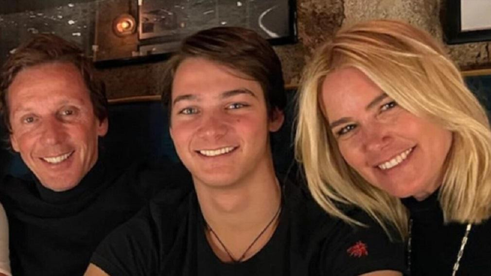 Tiziano junto a sus padres, Alejandro Gravier y Valeria Mazza, NA