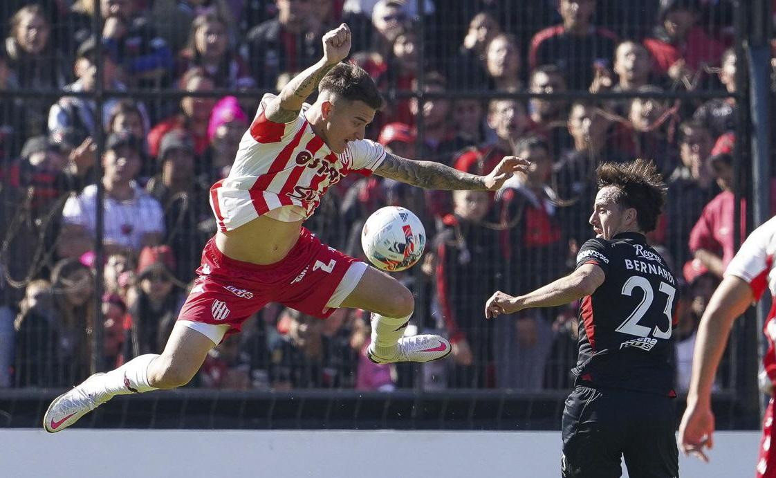 Colón vs. Unión, fútbol argentino, NA	