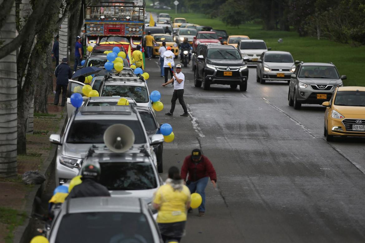 Cierre de campaña para balotaje en Colombia, Reuters