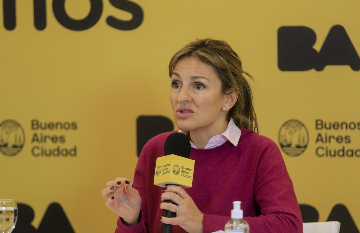 Soledad Acuña, CABA, Gobierno, NA