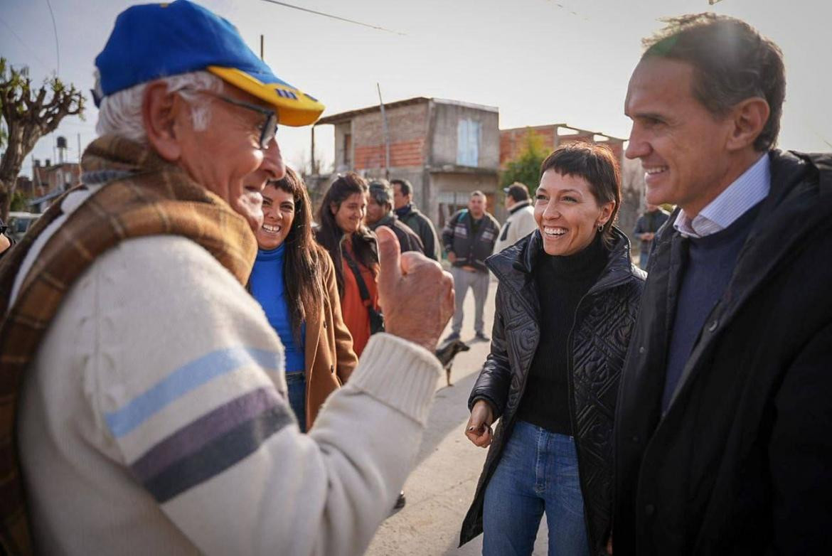 Mayra Mendoza y Gabriel Katopodis en Quilmes. Foto: Prensa.