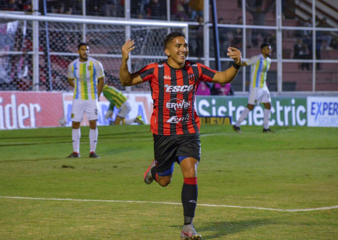 Liga Profesional de Fútbol,  Patronato vs. Aldosivi. Foto: NA.