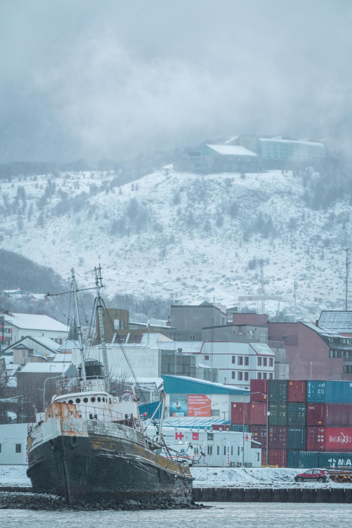 Primera nevada del 2022 en Ushuaia. Foto: @VisitaUshuaia 