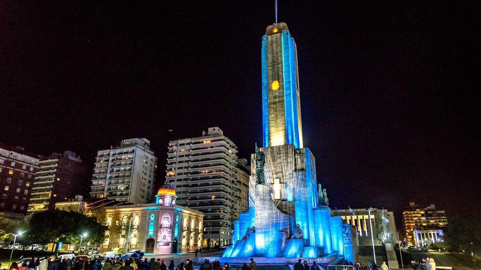Monumento a la bandera en Rosario. Foto: Reuters.