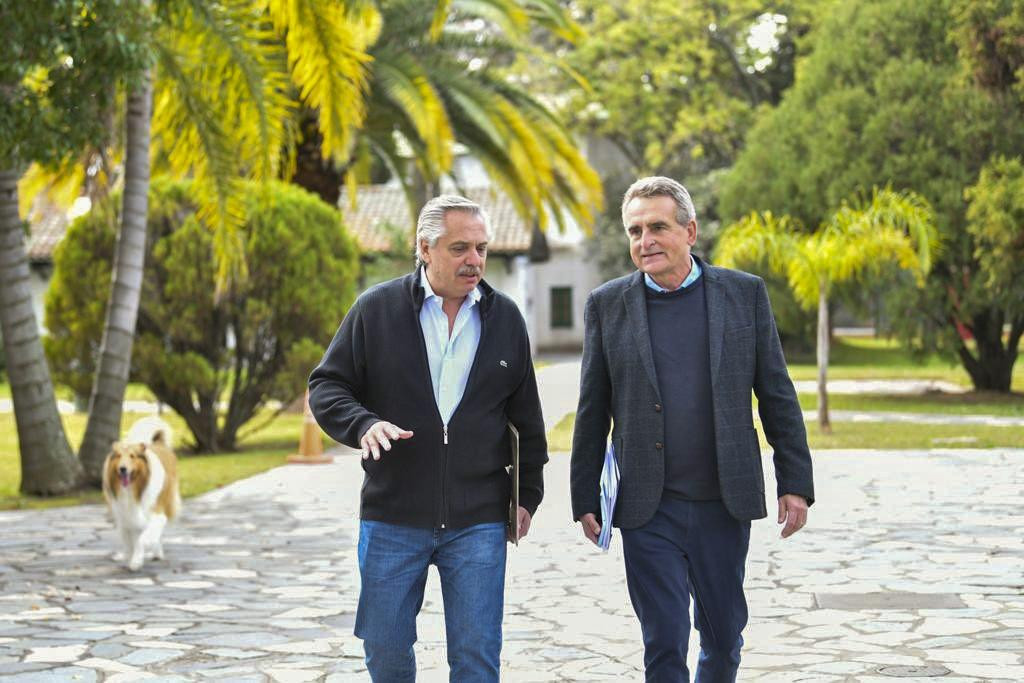 Alberto Fernández y Agustín Rossi, Gobierno, Olivos, NA