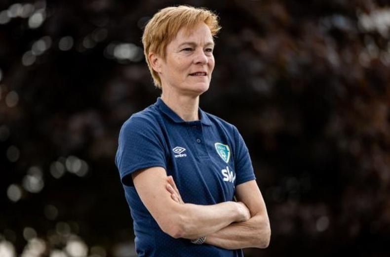 Vera Pauw como entrenadora de Irlanda. Foto: NA.