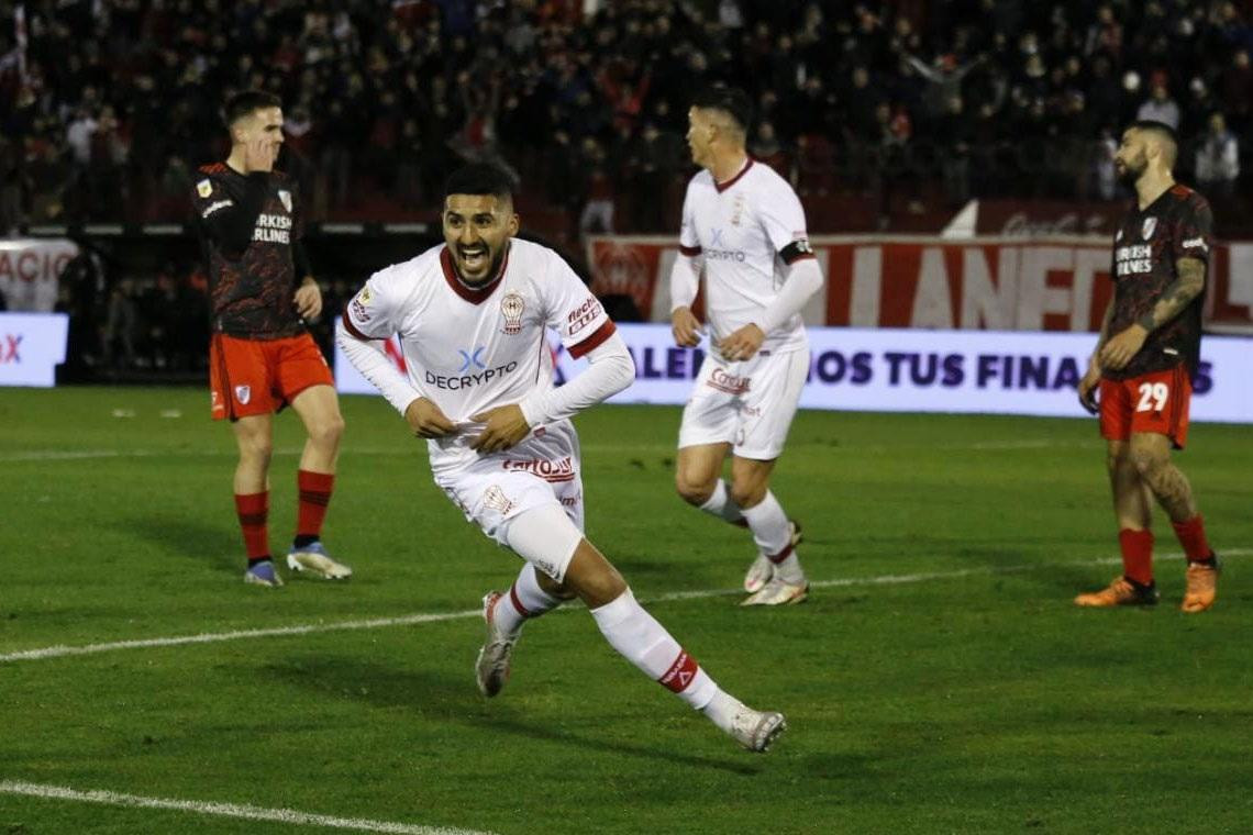 Huracán vs. River, fútbol argentino, NA	