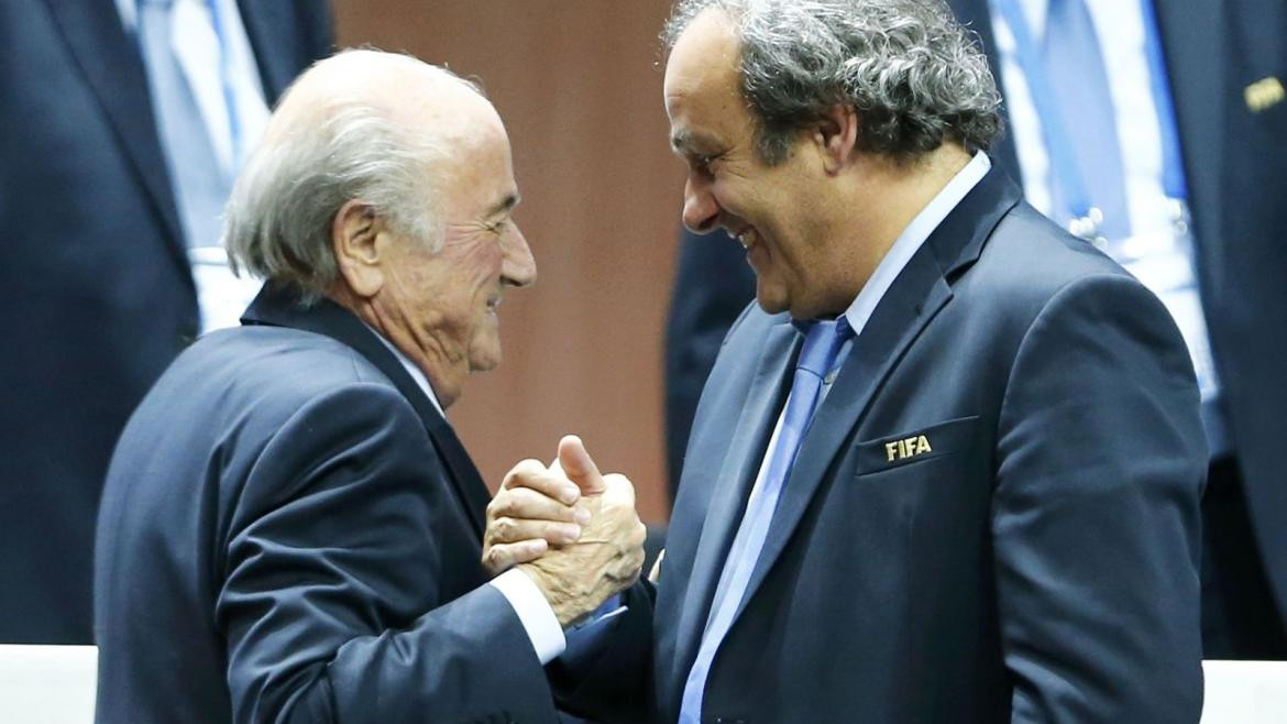 Sepp Blatter y Michel Platini. Foto: EFE.