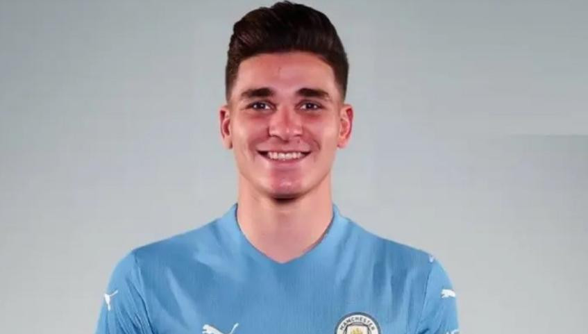 Julián Álvarez en Manchester City. Foto: NA.