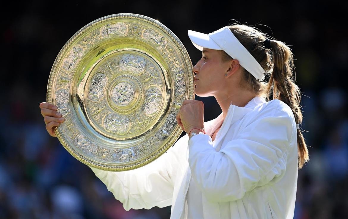 Yelena Rybakina, campeona de Wimbledon 2022. Foto: EFE.