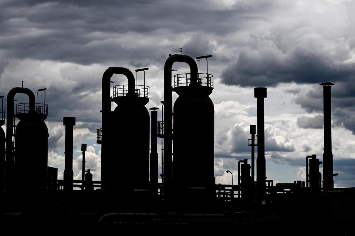  Vista de las tuberías de gas en la estación compresora de Mallnow, EFE