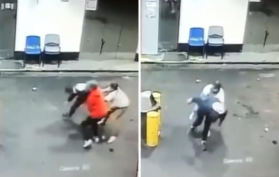 Golpiza a hombre en patota en estación de servicio. Foto: captura de video.