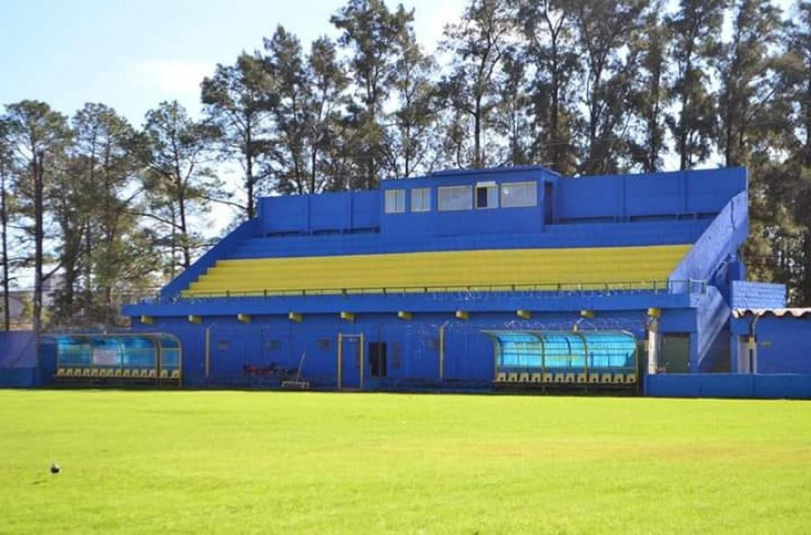 Estadio de Leandro N. Alem. 
