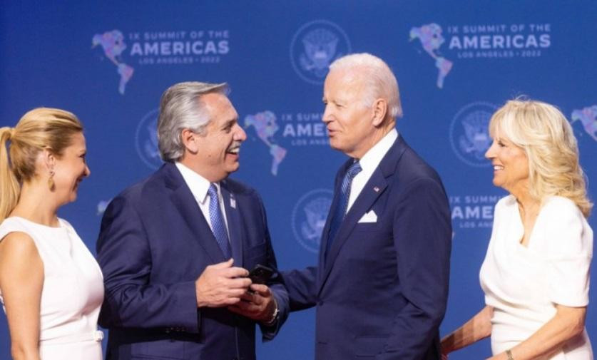 Alberto Fernández y Joe Biden en la Cumbre de las Américas. Foto: NA.