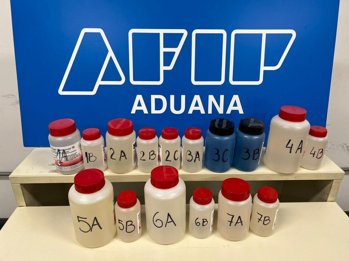La Aduana encontró 10 kilos de GBL en 7 encomiendas. Foto: prensa.