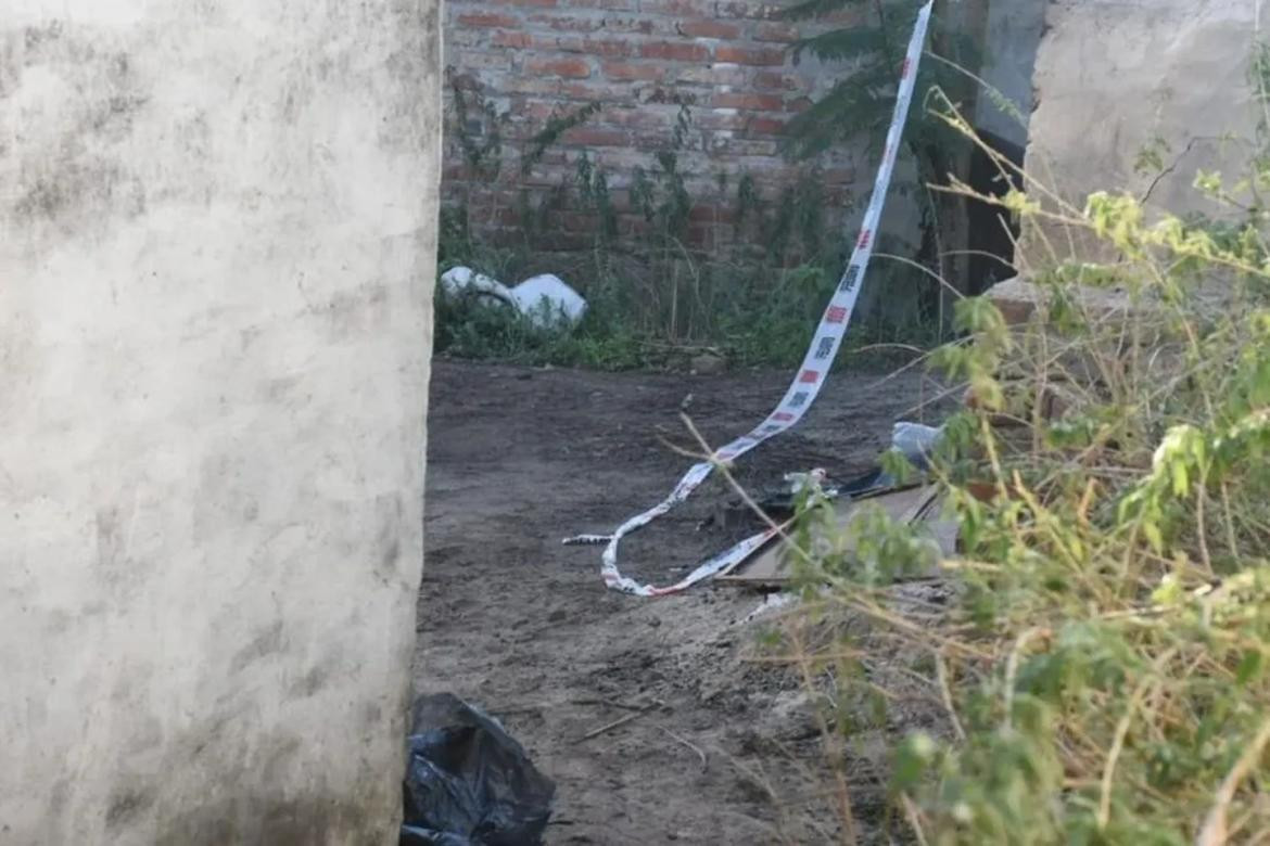 Un hombre enterró el cadáver de su vecino en el patio de su casa. Foto: El Litoral.